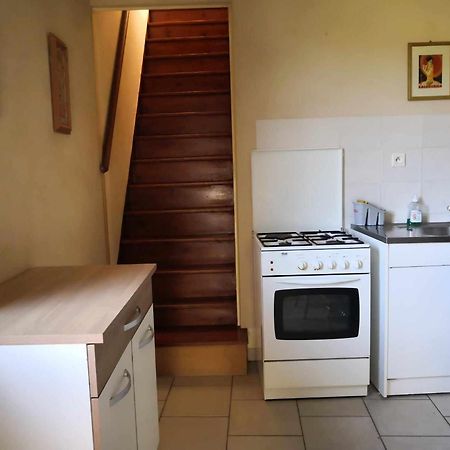 Petit Gite Ou Chambre D'Hotes 2/4 Personnes Buffieres エクステリア 写真