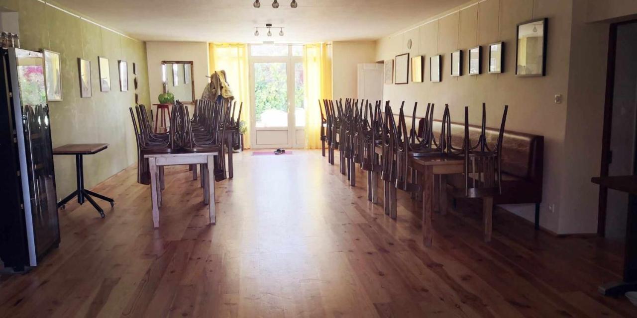 Petit Gite Ou Chambre D'Hotes 2/4 Personnes Buffieres エクステリア 写真